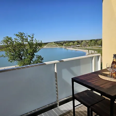 Apartment Lakeside Provence - Classe 4 Etoiles, Vue Sur Le Lac, Parking Sous-sol, Double Clim