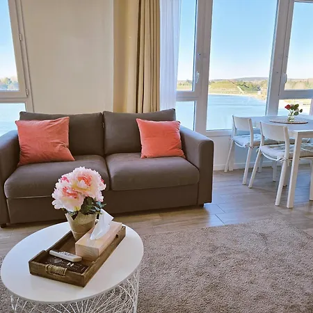 Lakeside Provence - Classe 4 Etoiles, Vue Sur Le Lac, Parking Sous-sol, Double Clim * Monteux